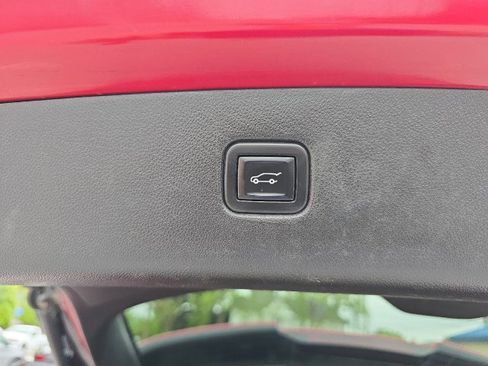 Used 2020 Chevrolet Blazer LT FWD image 33