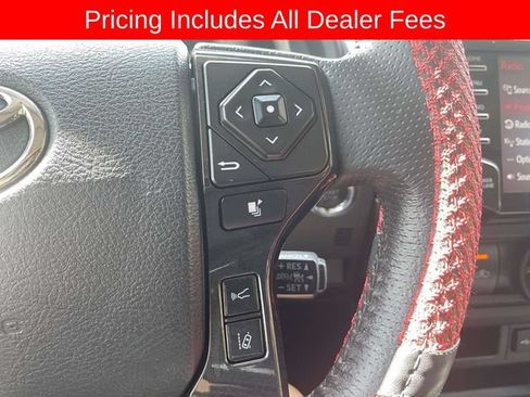 Used 2021 Toyota 4Runner Venture w/ Moonroof Package AWD/4WD image 27