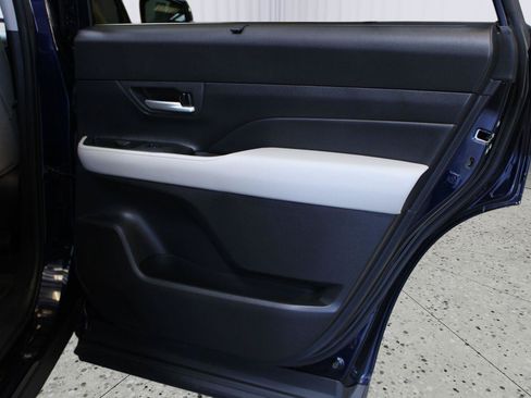 Certified 2024 Toyota Grand Highlander AWD image 43