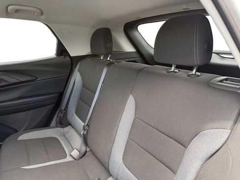 Used 2023 Chevrolet TrailBlazer LT w/ Convenience Package image 16