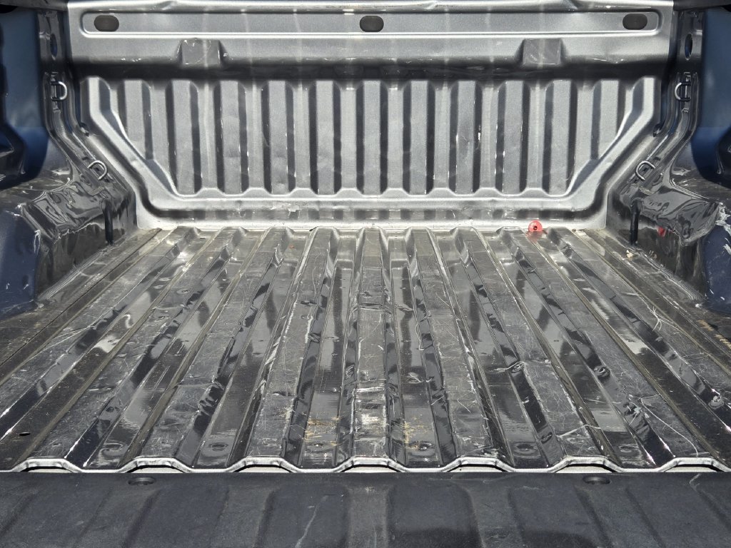Used 2023 Chevrolet Colorado W/T RWD image 31