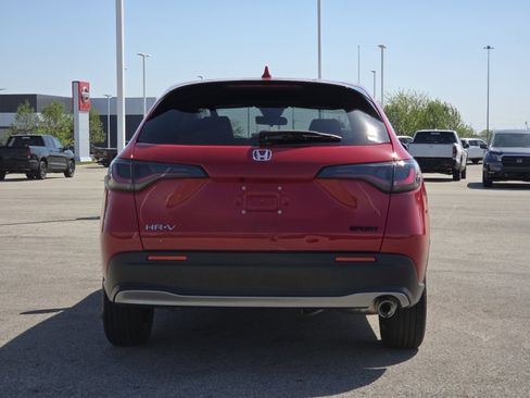 Used 2024 Honda HR-V Sport image 17