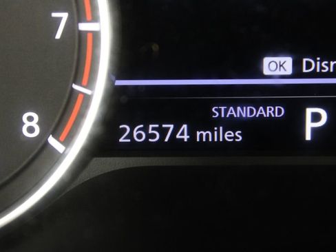 Used 2023 Nissan Rogue S image 28