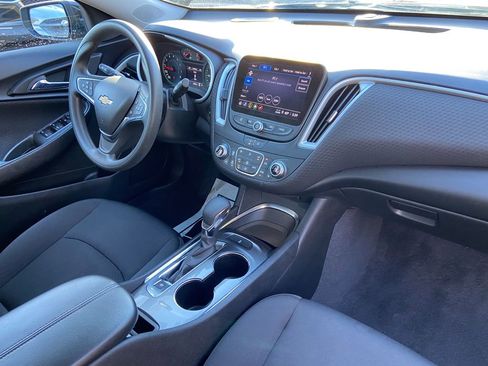 Used 2023 Chevrolet Malibu LT image 23