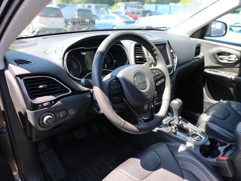 Used 2023 Jeep Cherokee Altitude Lux w/ Lux Elite Package AWD/4WD image 8