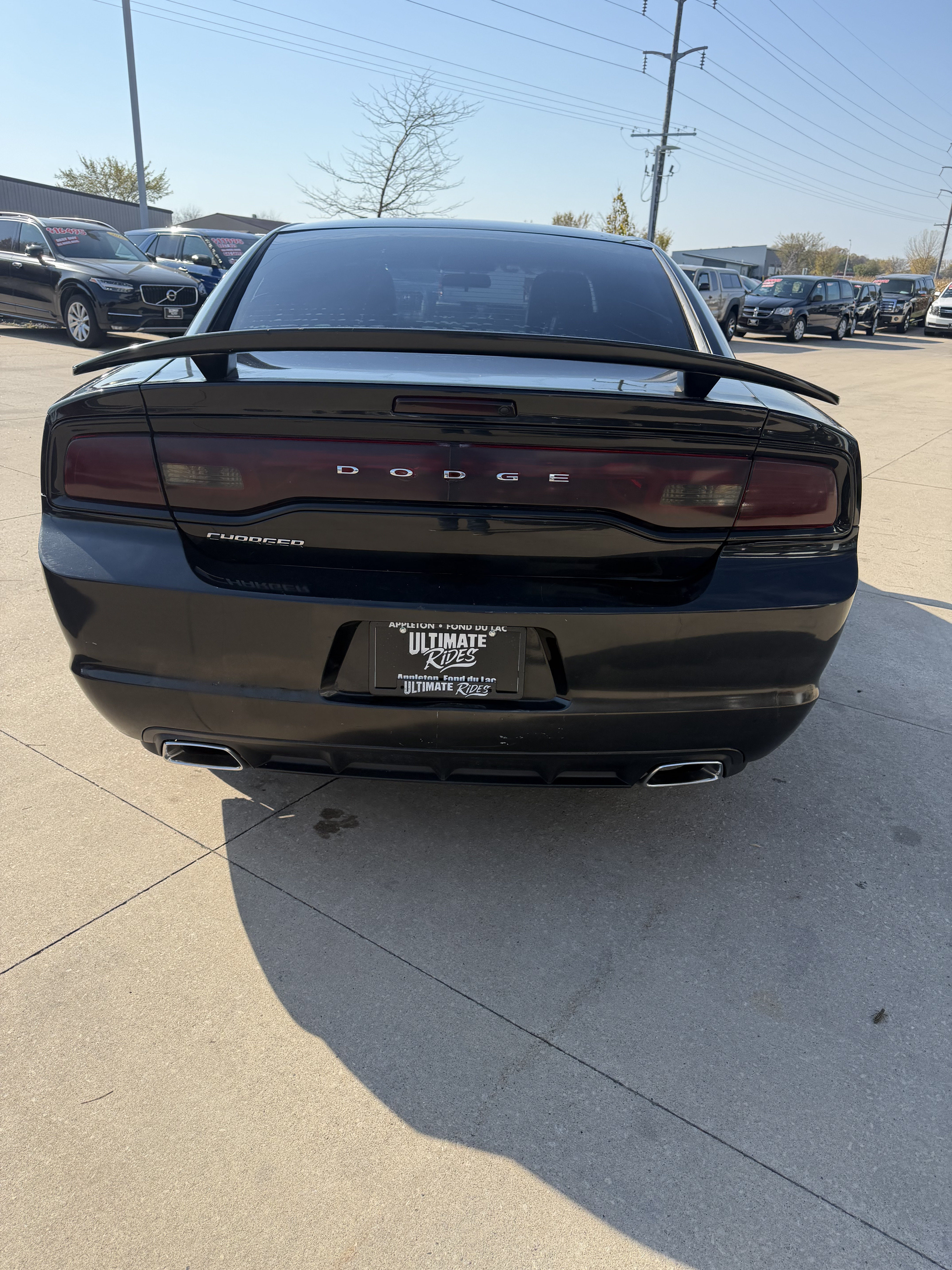 Used 2011 Dodge Charger SE RWD image 4