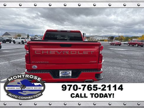 Used 2022 Chevrolet Silverado 1500 RST w/ Z71 Off-Road Package AWD/4WD image 6
