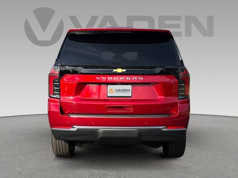 New 2026 Chevrolet Suburban LS image 21