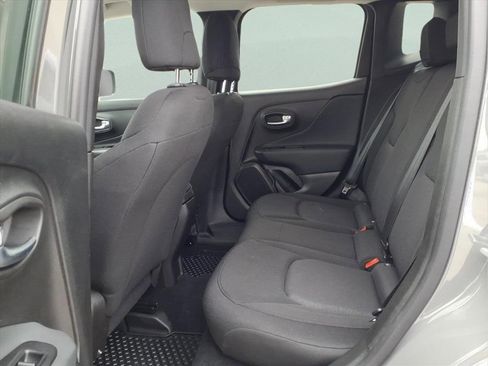 Used 2022 Jeep Renegade Sport w/ Sport Appearance Group image 16