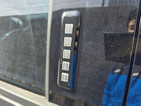 Certified 2019 Ford F150 Raptor w/ Equipment Group 802A Luxury image 23