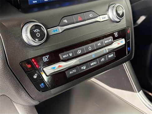 Used 2020 Ford Explorer ST w/ Premium Technology Package image 15