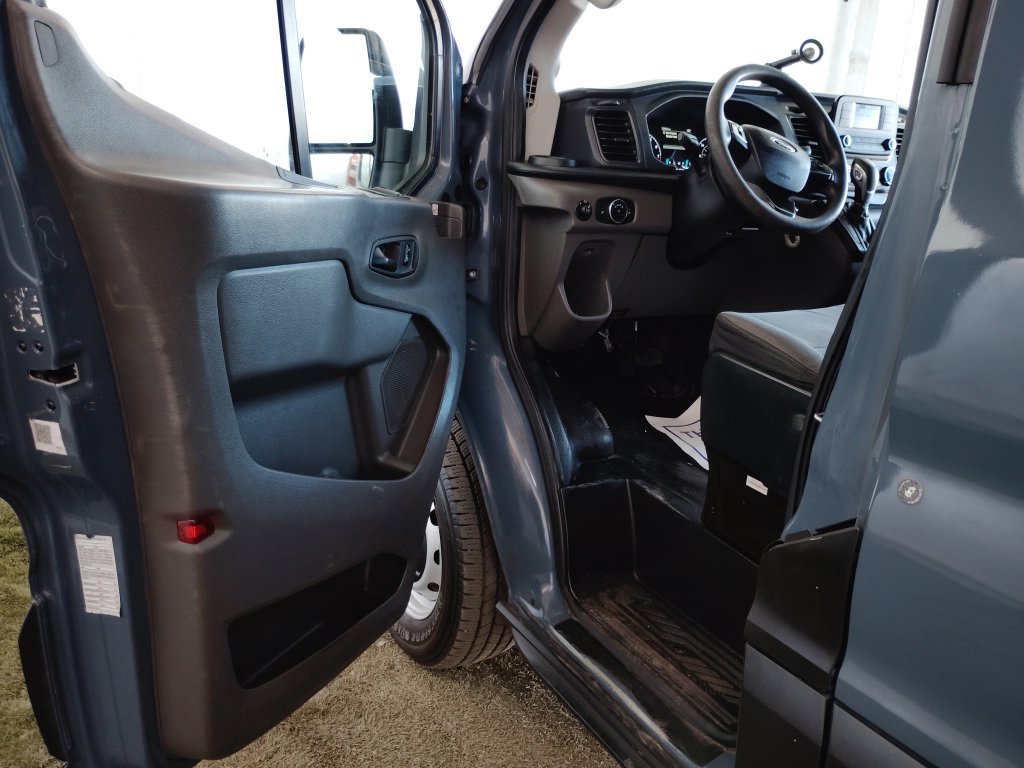 Used 2020 Ford Transit 250 148 High Roof Extended RWD image 18