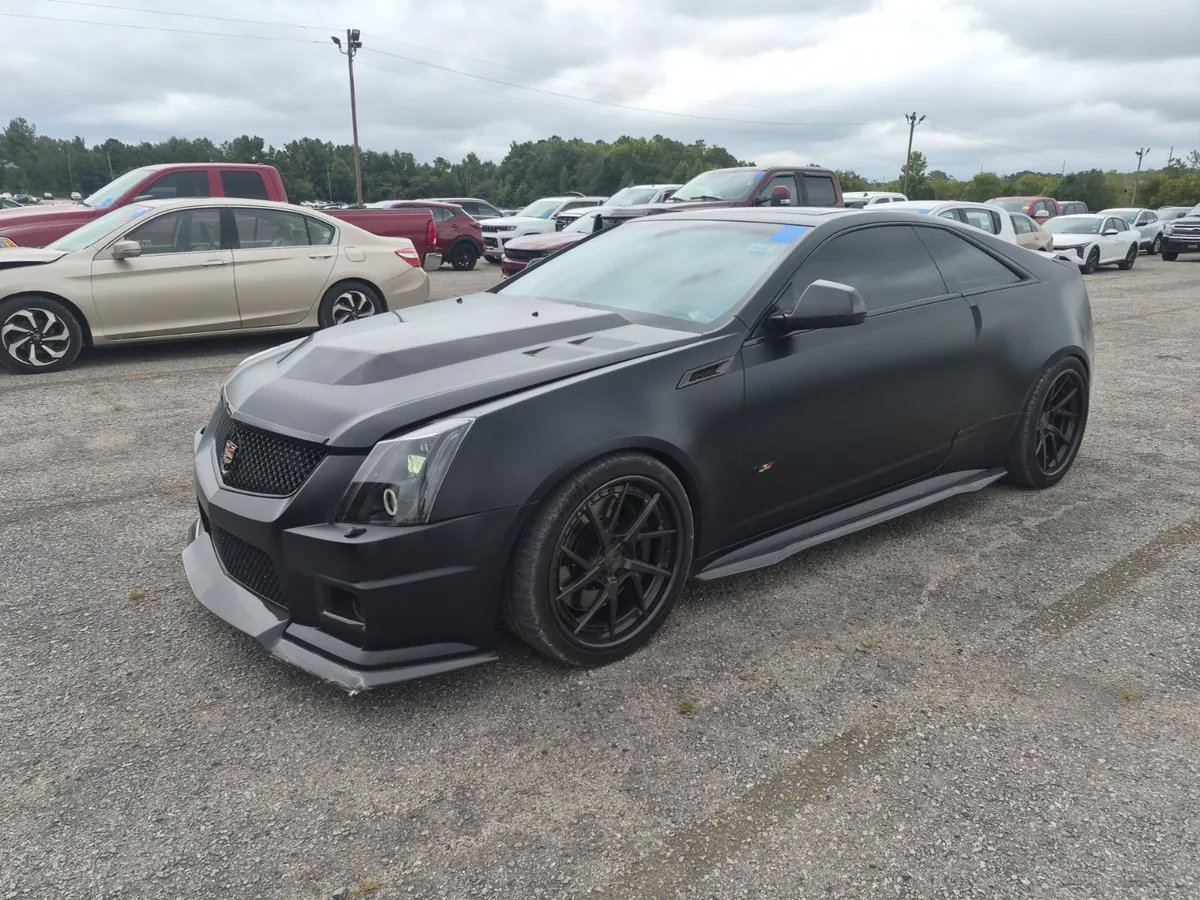 Used 2013 Cadillac CTS V RWD image 1