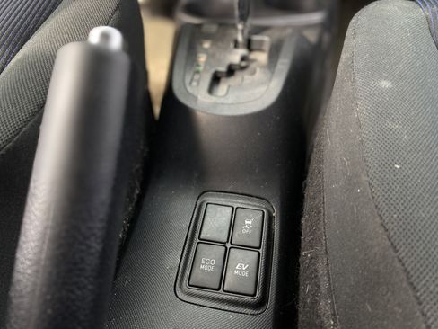 Used 2015 Toyota Prius C Two image 22