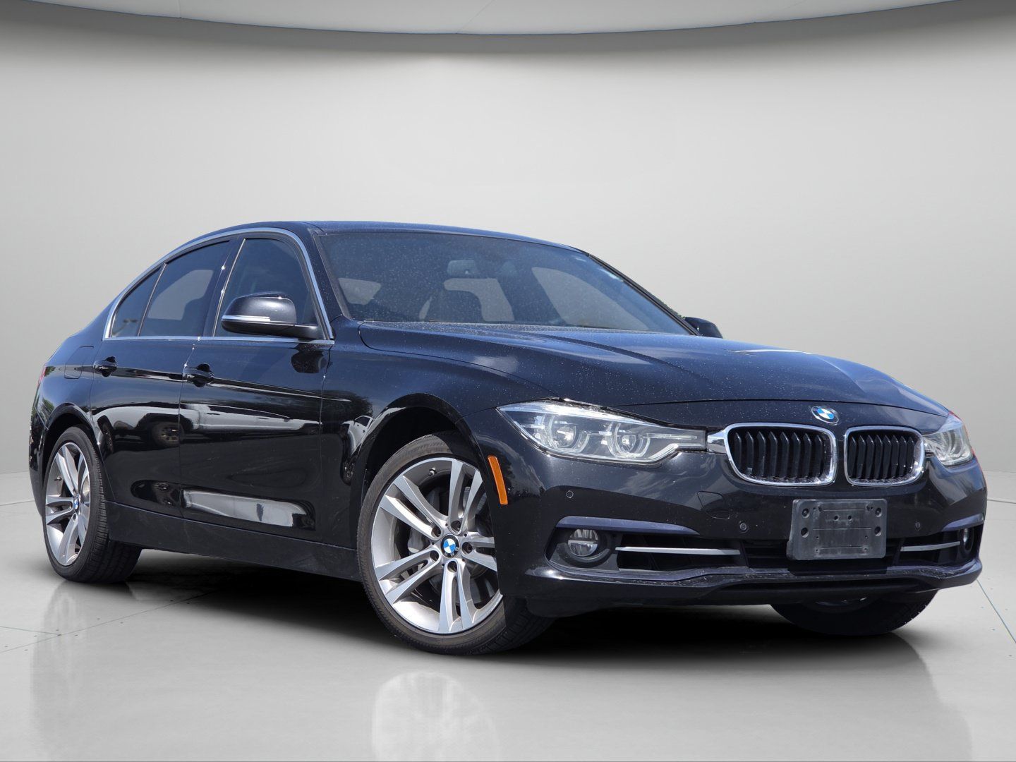 Used 2018 BMW 340i xDrive Sedan AWD/4WD image 2