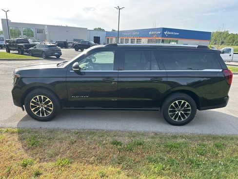 Used 2025 Ford Expedition Max Platinum AWD/4WD image 14