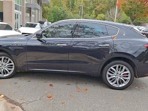 Certified 2022 Maserati Levante GT image 5