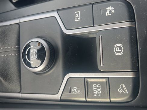 Used 2022 Kia Sorento EX image 39