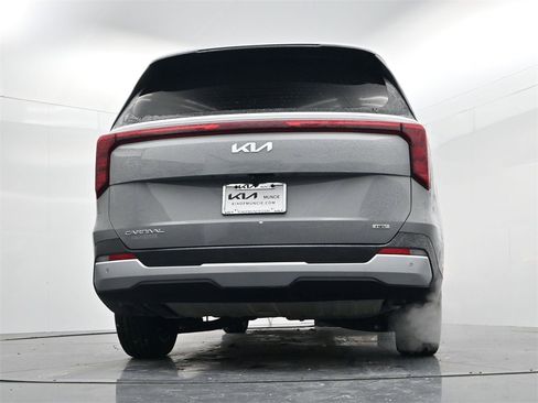 Certified 2025 Kia Carnival EX image 41
