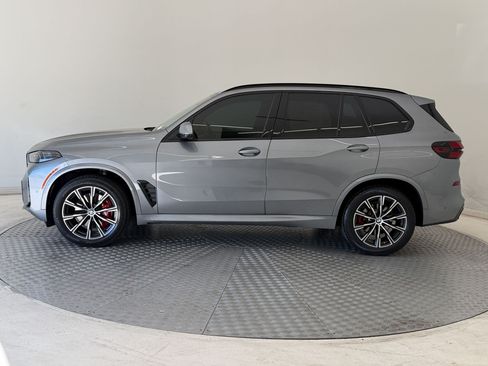Certified 2024 BMW X5 xDrive40i w/ M Sport Package AWD/4WD image 2