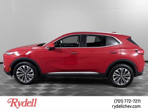 Certified 2025 Buick Envision Preferred image 2