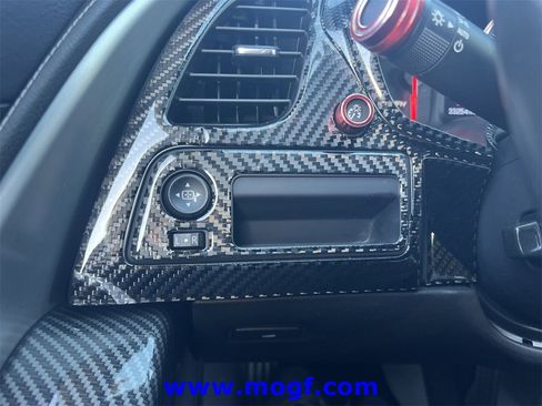 Used 2019 Chevrolet Corvette Stingray Coupe w/ Battery Protection Package image 16