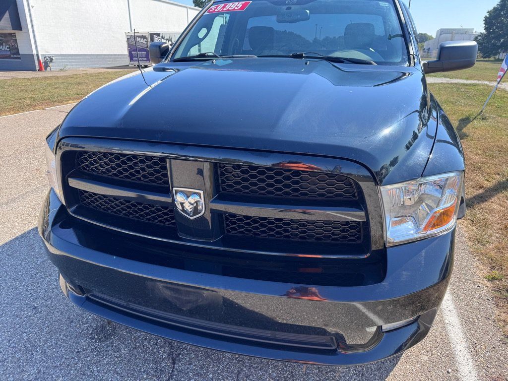 Used 2012 RAM 1500 Express RWD image 4