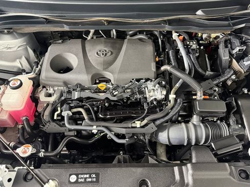 Used 2022 Toyota Sienna XSE w/ XSE Plus Package FWD image 25