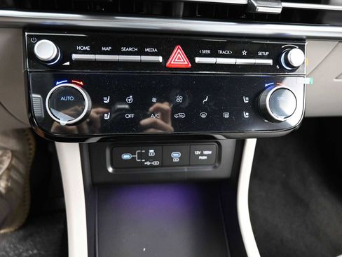 Certified 2025 Hyundai Tucson Limited image 18