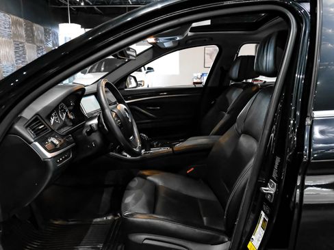 Used 2014 BMW 550i Sedan RWD image 4
