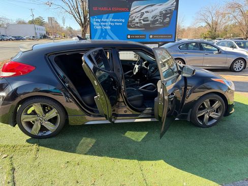 Used 2015 Hyundai Veloster Turbo image 5