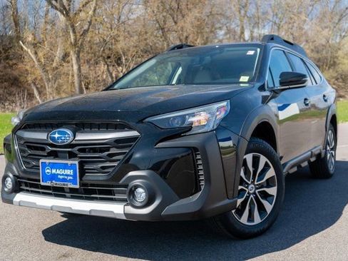 Used 2025 Subaru Outback Limited AWD/4WD image 1