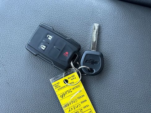 Used 2020 Chevrolet Colorado W/T RWD image 25