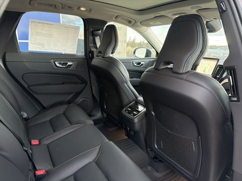 New 2026 Volvo XC60 B5 Ultra w/ Protection Package Premier image 16