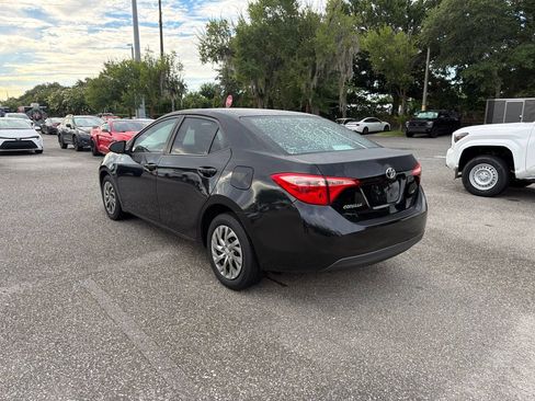 Used 2019 Toyota Corolla LE FWD image 3