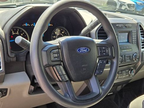 Used 2017 Ford F150 XLT RWD image 26