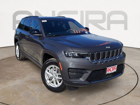 New 2026 Jeep Grand Cherokee Laredo X RWD image 4