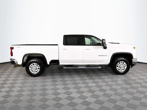 Used 2022 Chevrolet Silverado 2500 LT w/ Fleet Comfort Package AWD/4WD image 8
