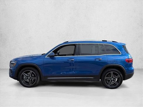 Used 2026 Mercedes-Benz GLB 250 image 3