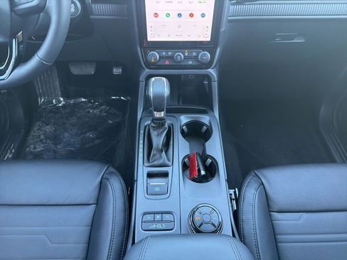 New 2025 Ford Ranger Lariat w/ FX4 Off-Road Package image 18