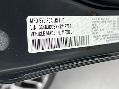 Used 2022 Jeep Compass Limited w/ Elite Group AWD/4WD image 30
