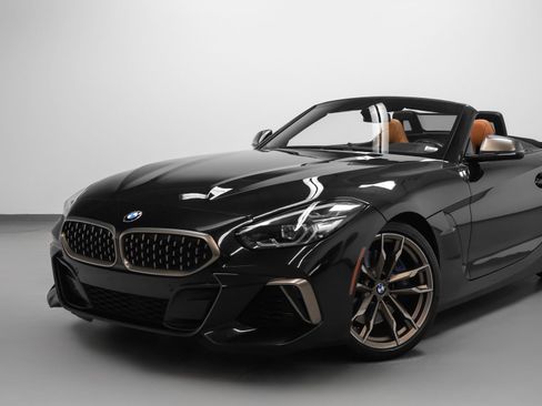 Used 2020 BMW Z4 M40i w/ Executive Package RWD image 7