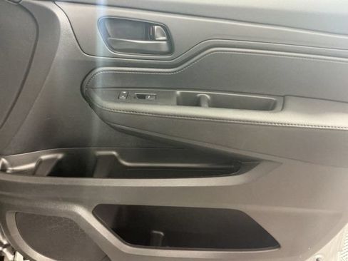 Used 2026 Honda Odyssey EX-L image 13