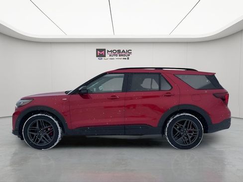New 2026 Ford Explorer ST-Line w/ ST-Line Street Pack image 4