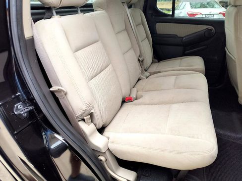 Used 2008 Ford Explorer Sport Trac XLT image 24