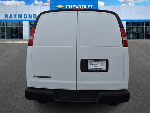 New 2025 Chevrolet Express 2500 Work Van image 4