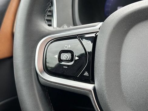 Certified 2025 Volvo XC90 B6 Plus w/ Protection Package AWD/4WD image 26