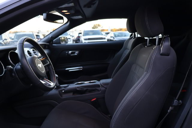 Used 2019 Ford Mustang Convertible w/ Equipment Group 101A RWD image 10