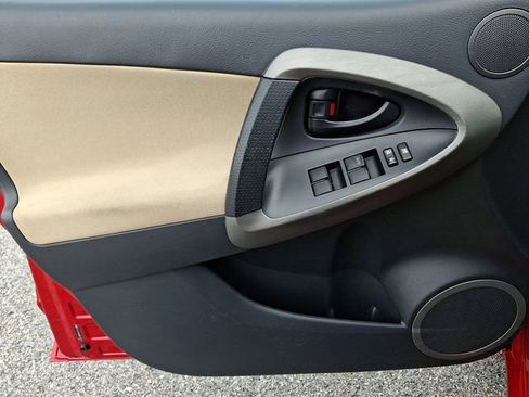 Used 2011 Toyota RAV4 2WD w/ Upgrade Value Pkg image 12