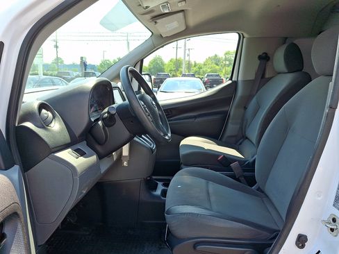 Used 2021 Nissan NV200 S FWD image 13